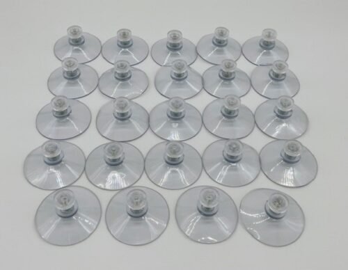 Deze 24 x zuignap 50 mm met schroefdraad M4x10 en transparent moertje biedt een stevige, herbruikbare bevestiging voor gladde oppervlakken