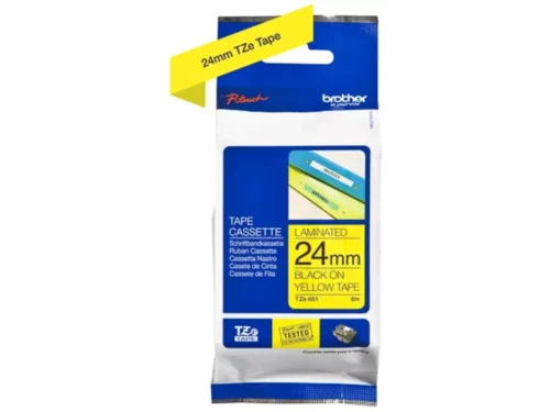 Brother TZE-651 is een duurzame gele labeltape van 24 mm breed en 8 m lang, geschikt voor diverse Brother P-touch