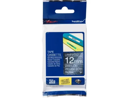 De Brother TZE-PR935 tape is een stijlvolle keuze met wit op zilver, ideaal voor scherpe en professionele labels. Met een
